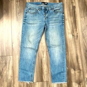 Crop Tapered Jeans